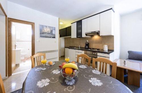 Montovjerna Apartment | Apartment Tija - Two Bedroom Apartment with Balcony and Partial Sea View(A4+2)