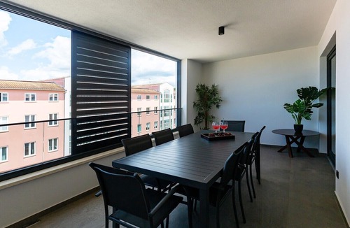 City Center Apartment | Apartment with Balcony No.18 in Nar Residence