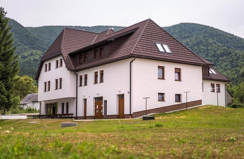Vrelo Korenicko Apartment | Apartments and rooms Danijel, (16385), Vrelo Korenicko, hr