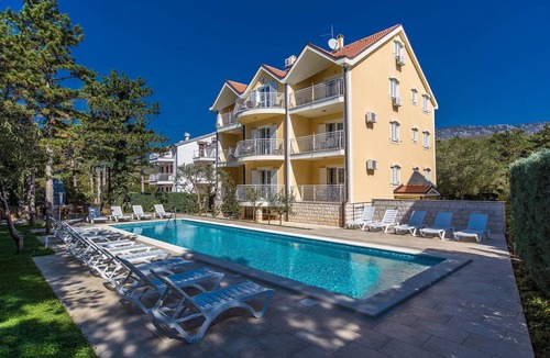 Jadranovo Apartment | Apartments Villa Anne (81411-A6) - Jadranovo (Crikvenica)