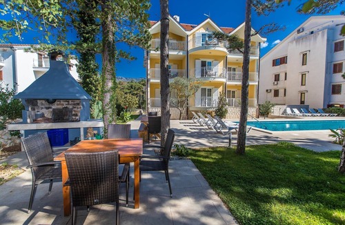 Jadranovo Apartment | Apartments Villa Anne (81411-A6) - Jadranovo (Crikvenica)