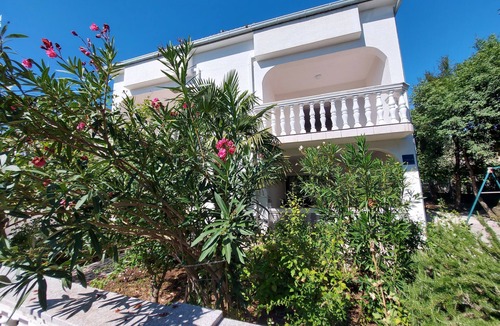 Jadranovo Apartment | Apartments Franjo (80861-A4) - Jadranovo (Crikvenica)