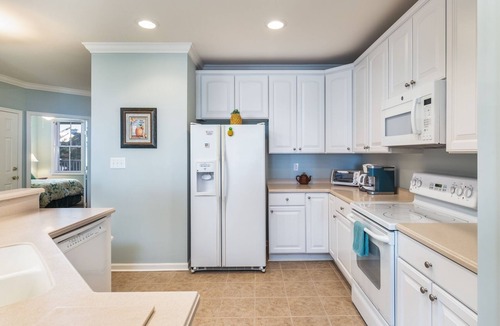 Sunset Island House | August Discounts and Short Stays Sunset Island 2 Hidden Cove Way, Unit 2E