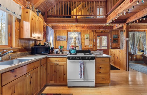 Orland Cottage | Awanadjo Shores on Toddy Pond