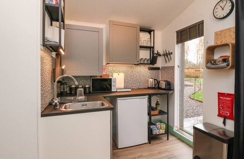 Pitlochry Cottage | Backstage
