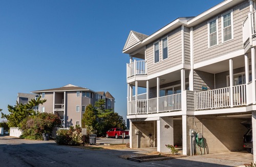 Dewey Beach House | BAY VIEWS! WALK TO RESTAURANTS & NIGHTLIFE! 203 ANCHOR WAY, DEWEY BEACH, DE