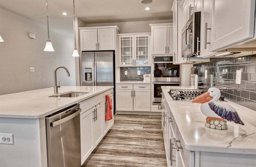 St. Martin House | Bayside * 5BR Luxury Home