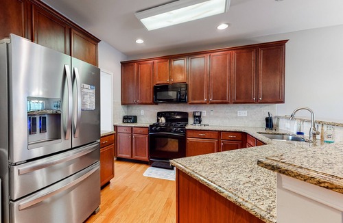 Ocean View House | Bayside Bethany Lakes townhouse w/basketball court, pools, gym & tennis