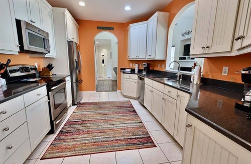 The Commons House | Bayside Resort * New Listing * 5BR home w 2 Maste