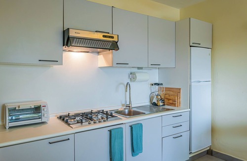 Runaway Bay Condo | Bayview Condo.