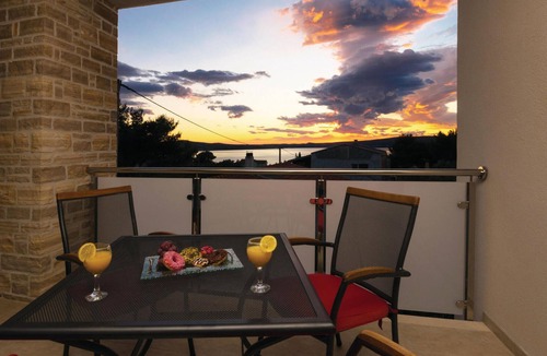 Novigrad House | Beach front home in Novigrad with sauna