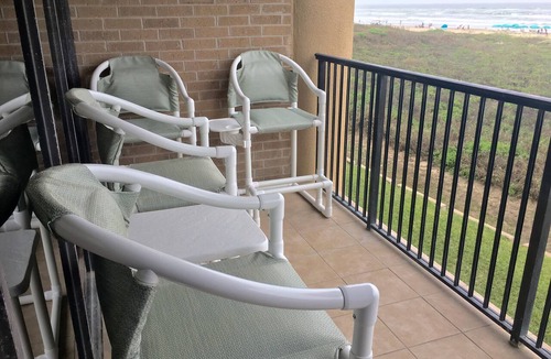 South Padre Island Condo | Beachfront Condo. 5 Min. Walk to Beach Parks at Isla Blanca/Schlitterbahn