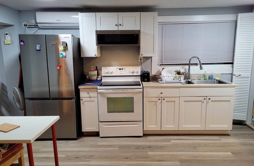 East Ocean View House | Beachfront paradise, relaxed, pet friendly