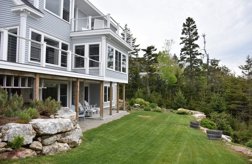 Ocean Point House | Beautiful and fully equipped in-laws apartment in peaceful Boothbay with WiFi