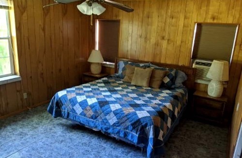Camp Wood Cottage | Beautiful Cottage Close to Fantastic Hiking Trails in Camp Wood, Texas