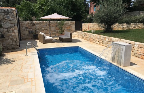 Labinci House | Beautiful Istrian natural stone villa 1891,quiet,garden,pool,WiFi,10min to beach
