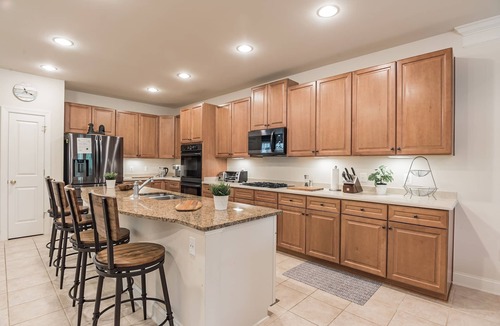 Long Neck House | Beautiful & Relaxing Vacation Home with all amenities