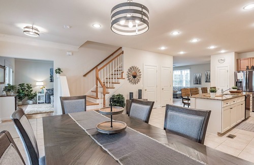 Long Neck House | Beautiful & Relaxing Vacation Home with all amenities