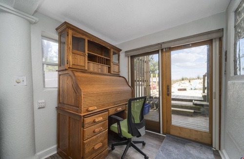 Cottage Line House | Become a Beach Bum at the Beach Bungalow - Hot Tub, Kayaks, Wi-Fi, & SAND!