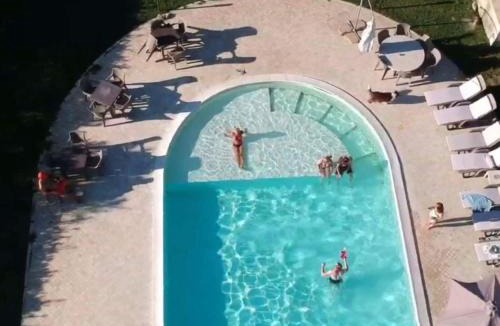 Castel Maggiore Bed & Breakfast | Bed & Breakfast Case Osti