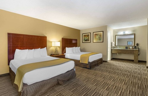 Kerrville Hotel | Best Western Sunday House Inn