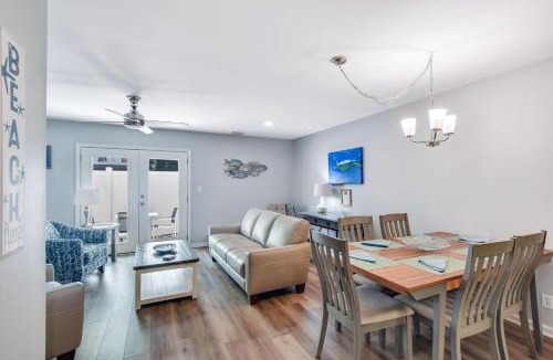 Saint Simons Heights House | Boozie's Bungalow
