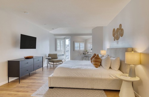 Diamond Crestview Hotel | Boutique Hotel + Pool + Hot Tub + Terrace + Walkable | The Mara by AvantStay