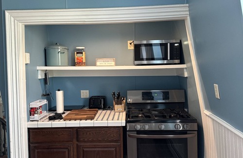 Bangor Apartment | BRAND NEW LISTING! WATERFRONT APARTMENT WITH ROOF TOP DECK!