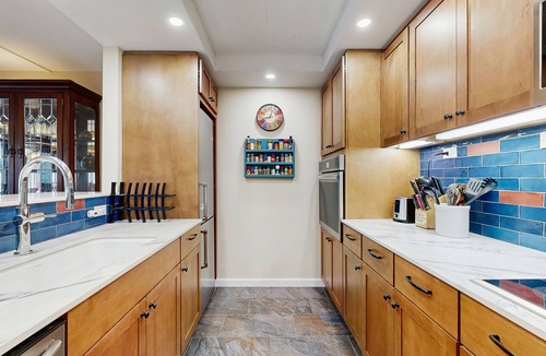 Warren Condo | Bridges Resort Condo with Pools, Gym, Tennis - Near Ski Slopes