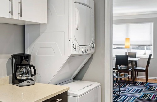 Brookwood Apartment | Brookwood Courtyard by BCA Furnished Apt