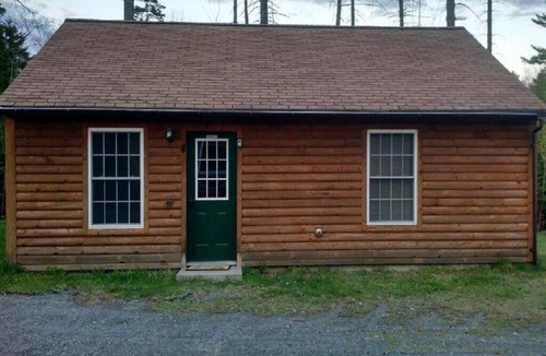 Northeast Somerset Cabin | Cabin 4 Roody's Black Bear Cabins- Trail access from camp
