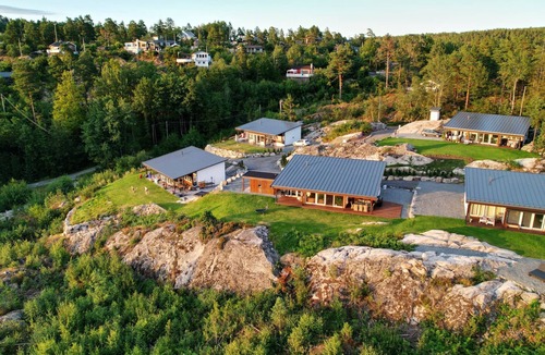 Frogn Cottage | Cabin Oslofjord -sleeps14-seaview-familyfriendly
