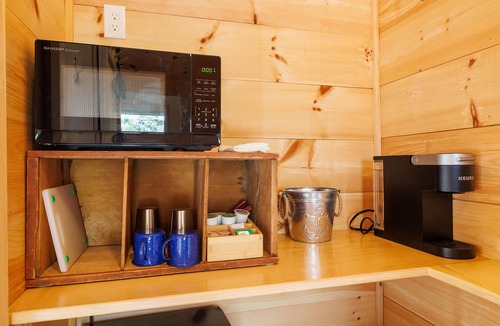 Sandy Point Cabin | Cabin w/Sauna in Mid-Coast Maine! Hour to Bar Harbor and Acadia- Cabin #6 Birch