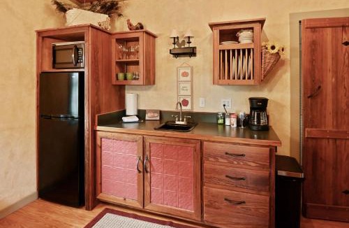 Fredericksburg House | Cabins on Knopp School-Chula Vista Cabin