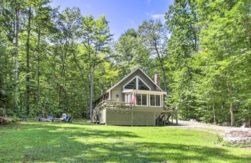 West Poland Cabin | Casco Cabin on Thompson Lake w/ Fire Pit & Deck