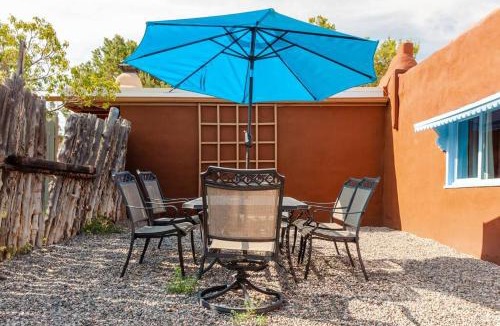 Seton Village House | Casita Azul: Cozy Historic Adobe Retreat in Santa Fe