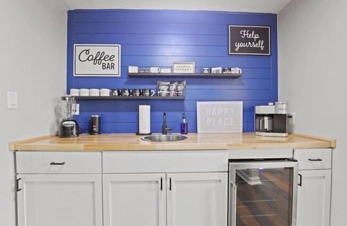 Millersport Cottage | Cattle Cottage: 2 minutes to the marina