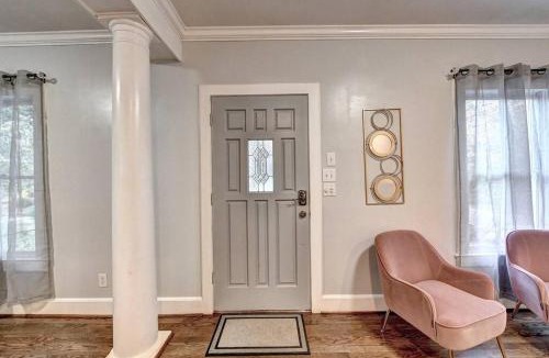 Home Park House | Centrally Located Lux Home - Sleeps 14