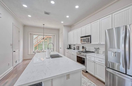 Houston Heights House | Charming 4BR Home in Houston Heights