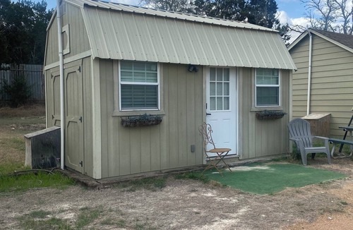Ingram Cabin | Charming Cabin in Ingram Texas
