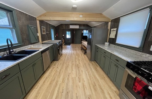 Lincoln Cottage | Charming Camp on quiet Richardson Pond