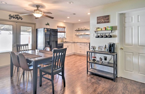 Clovis House | Charming Clovis Home w/Covered Patio!