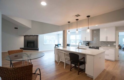 Manchaca House | Charming Double Master Luxury Home with a convenient short drive to everything!