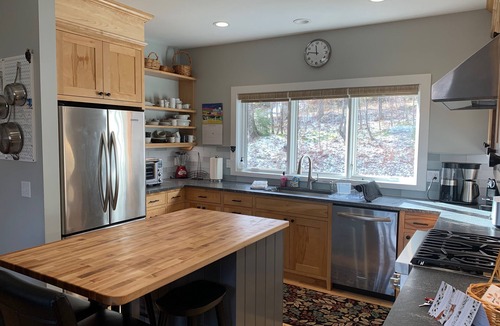 Waitsfield House | Charming mountain retreat with valley views, walk to Sugarbush Mt Ellen