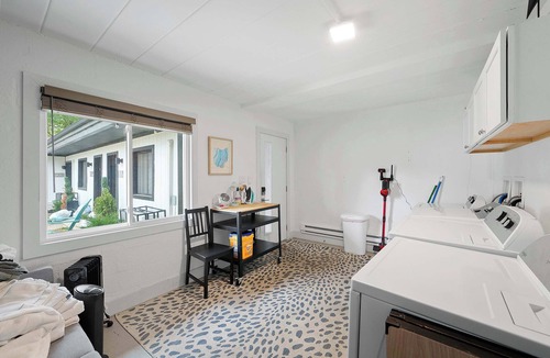 Near East Columbus Apartment | Chic City Retreat 93B