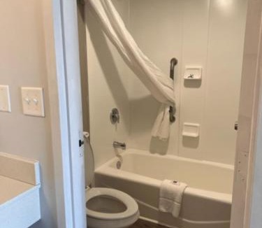 Dublin Hotel | Clarion Pointe