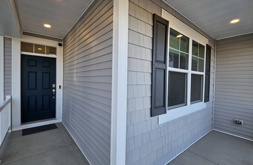 Cedar Neck House | Close to beach, away from crowd