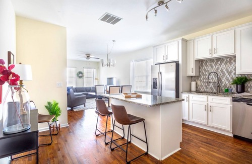 Atlanta House | Close to Downtown, Midtown, GT, GWCC and Mercedes-Benz Stadium