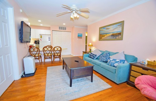 North Ocean City Condo | Club Ocean Villas II 182B-Bayside 120th St, WIFI, W/D, AC