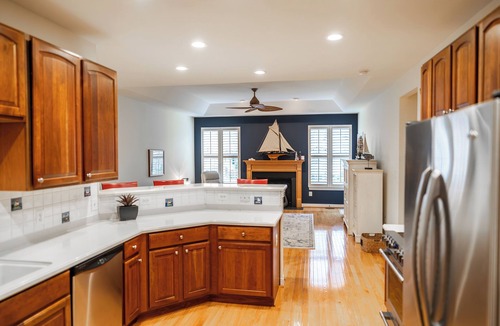 Villages of Five Points House | Coastal Beauty-Bike to Beach